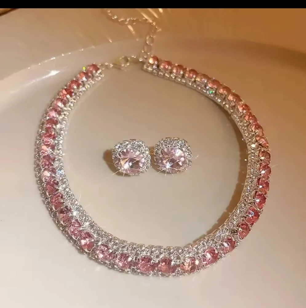 Pink rhinestone necklace and earrings set for party or‎ formal brand new